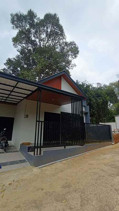 rumah baru desain modern shm ready siap huni bisa kpr
