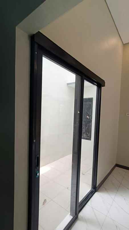 rumah baru desain modern shm ready siap huni bisa kpr