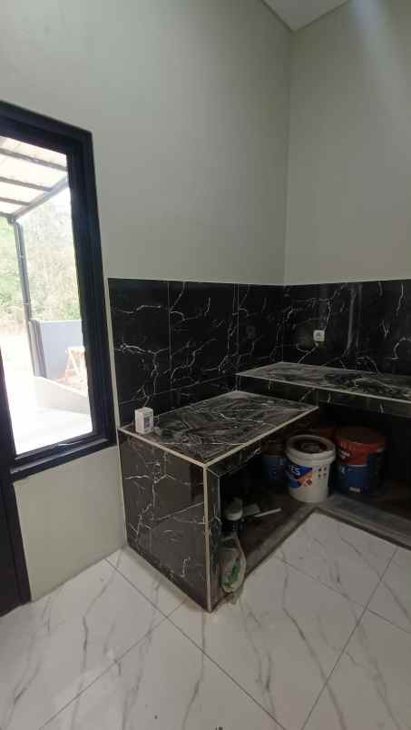 rumah baru desain modern shm ready siap huni bisa kpr