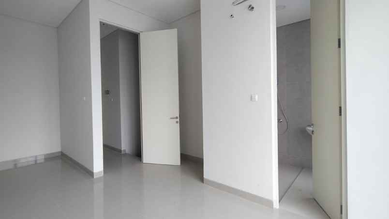 rumah baru gress 2 lantai lebak arum surabaya