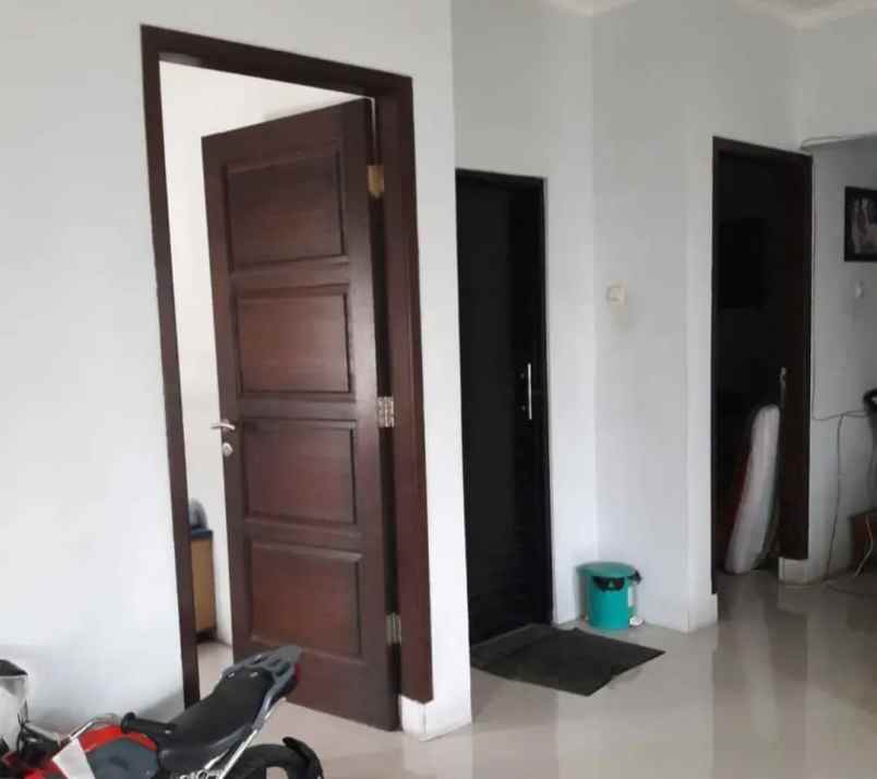 rumah cakep 2 lantai gadobangkong bandung barat