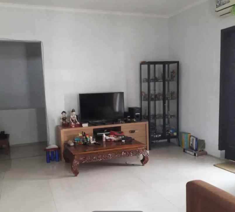 rumah cakep 2 lantai gadobangkong bandung barat