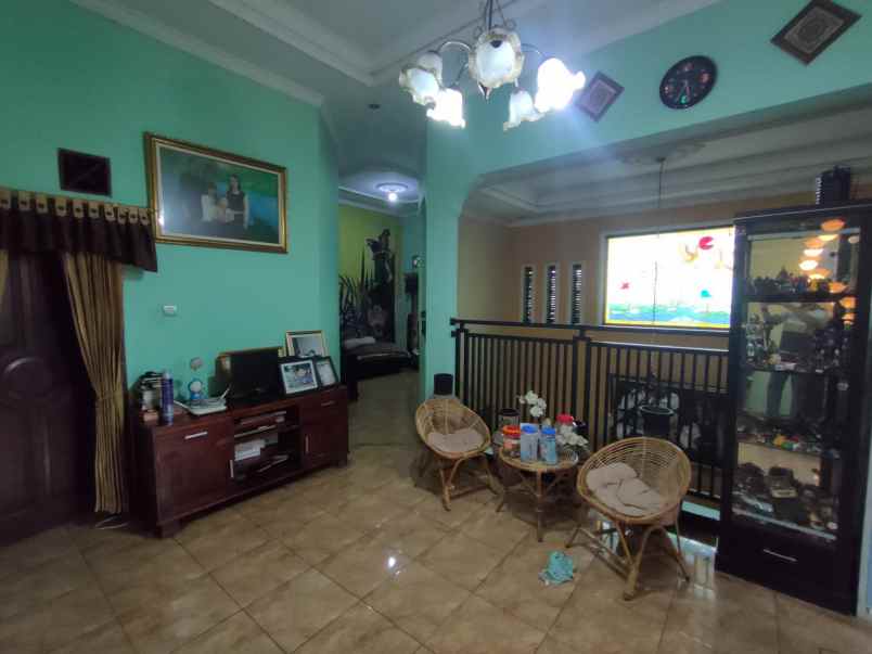 rumah cantik ciracas jaktim