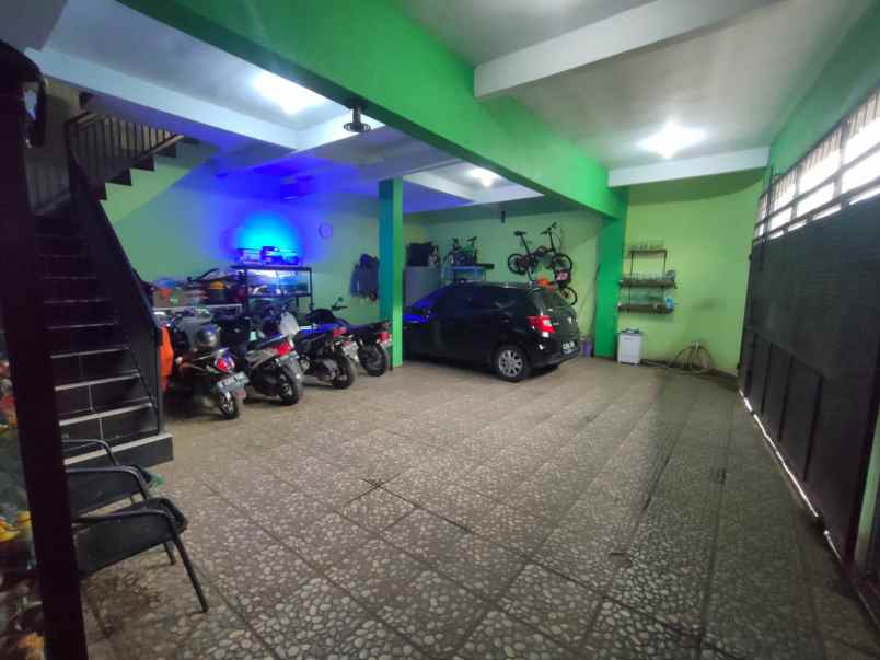 rumah cantik ciracas jaktim