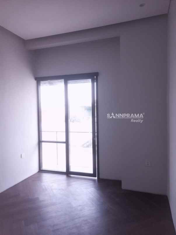 rumah cluster premium 2 5 lantai di pancoran mas depok