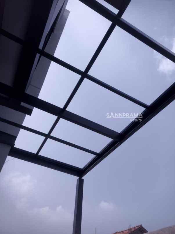 rumah cluster premium 2 5 lantai di pancoran mas depok