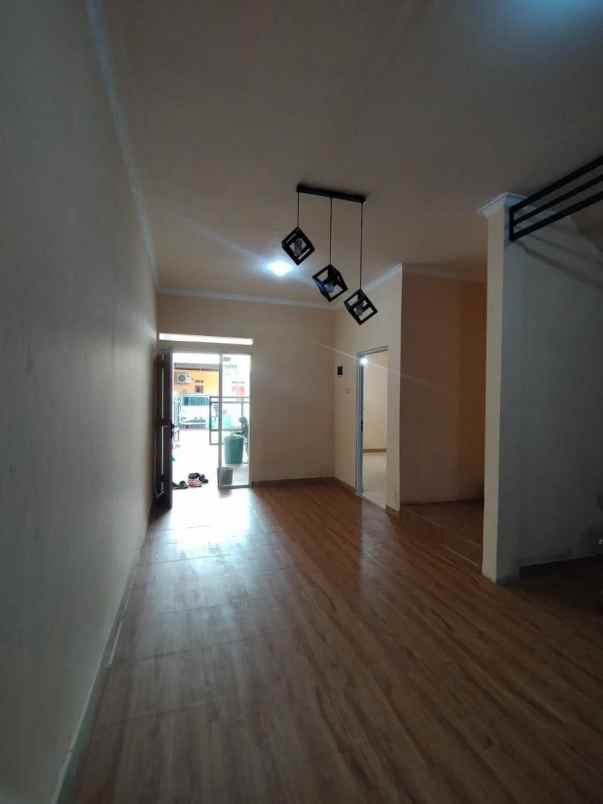 rumah di cinangka depok