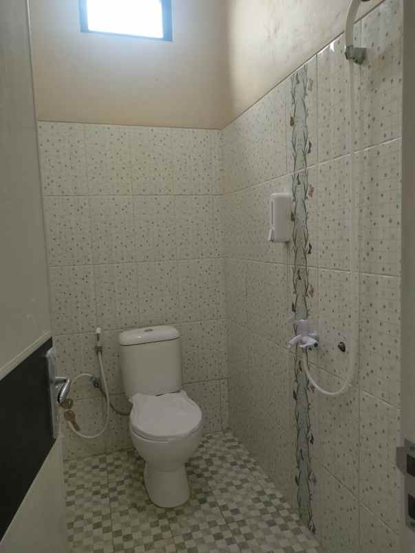 rumah di rangkapan jaya depok