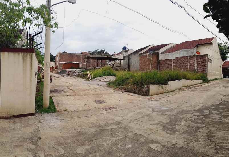 rumah dijual di cileunyi didalam komplek haruman