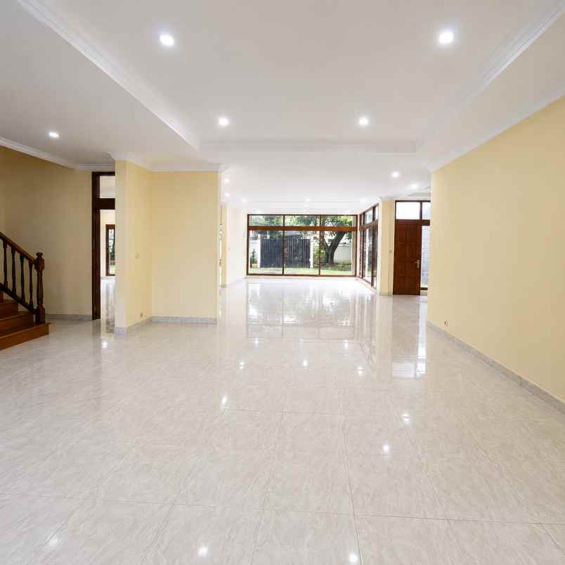 rumah disewakan di kemang