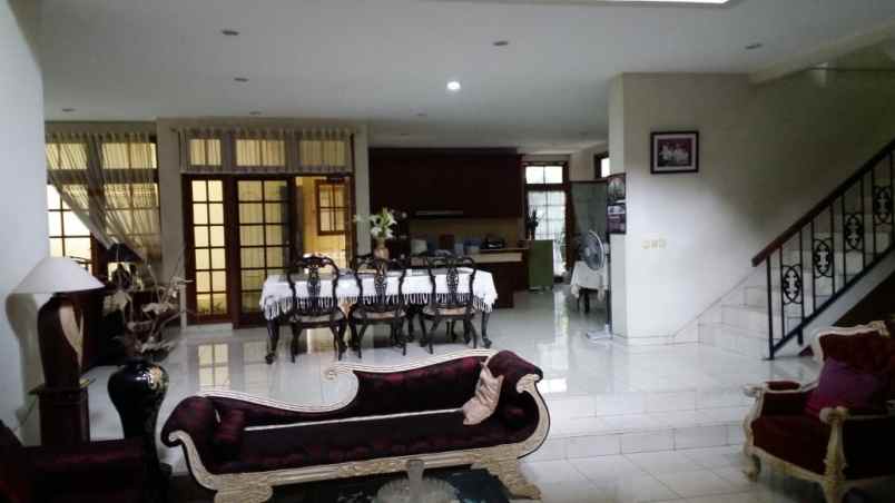 rumah gandaria selatan