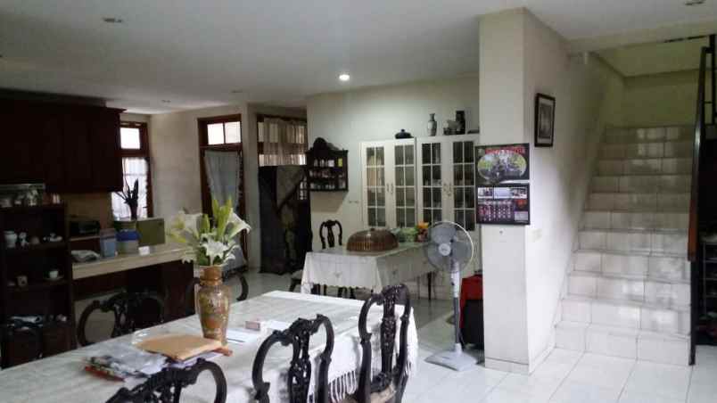 rumah gandaria selatan