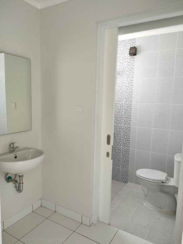 rumah hook di summarecon bandung