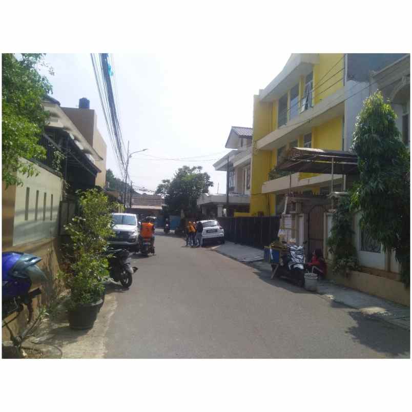 rumah jalan damai raya cipete
