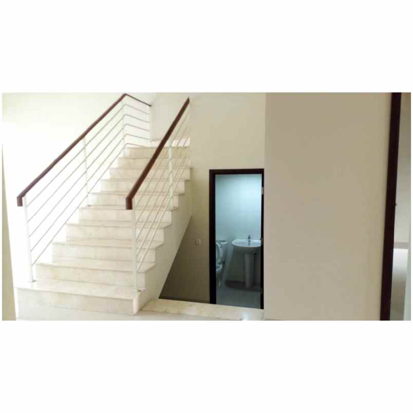 rumah jl asem v cipete jakarta