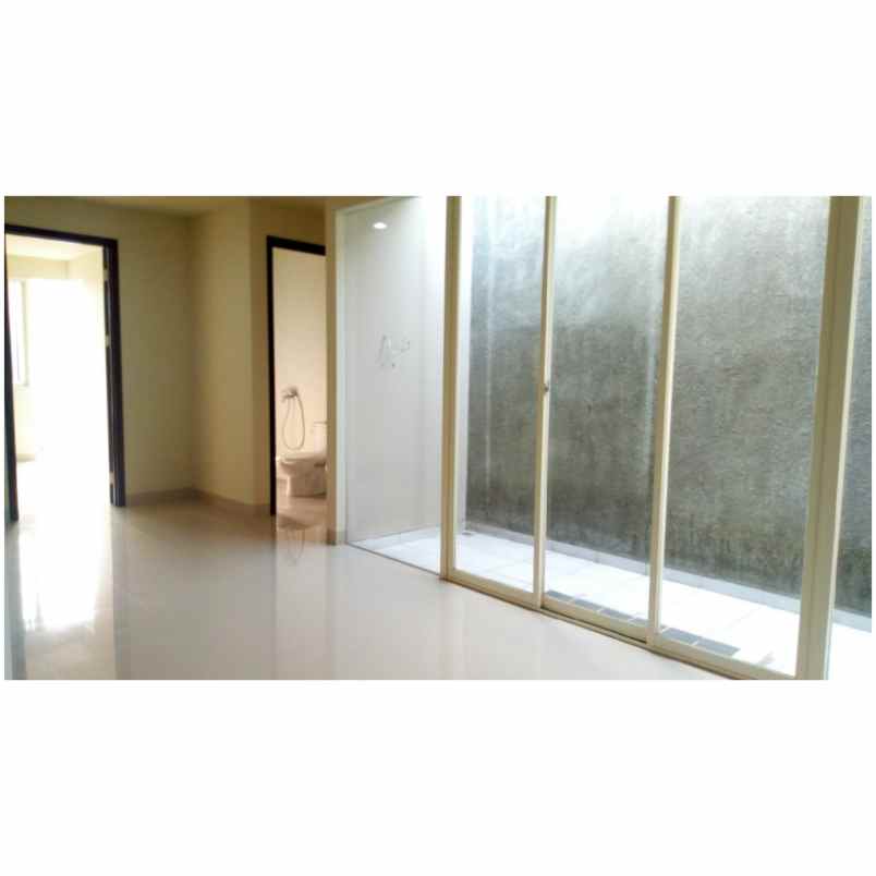 rumah jl asem v cipete jakarta