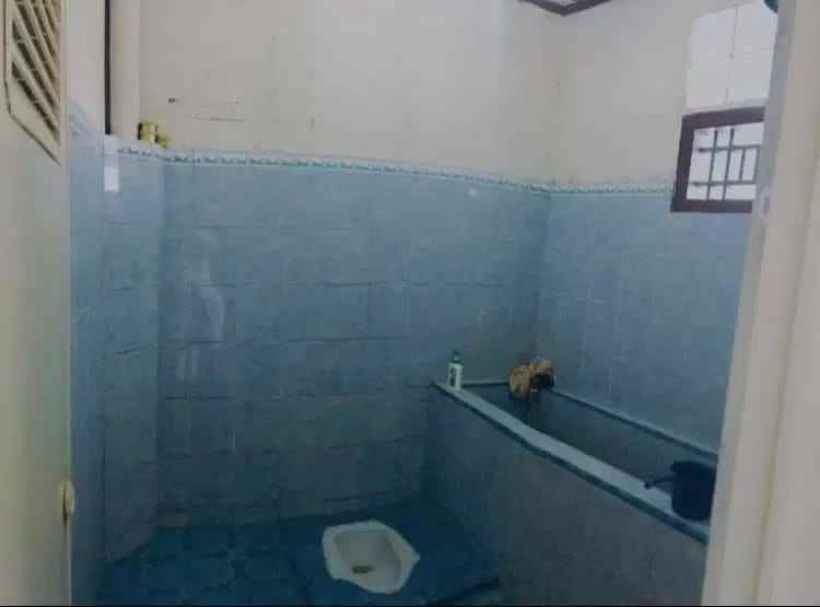 rumah jl deli beringin raya blok