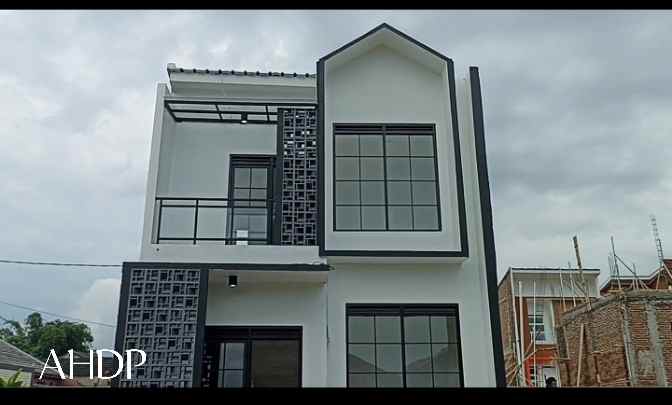 Rumah Modern Dua Lantai Graha Cilame Cimahi Bandung Barat
