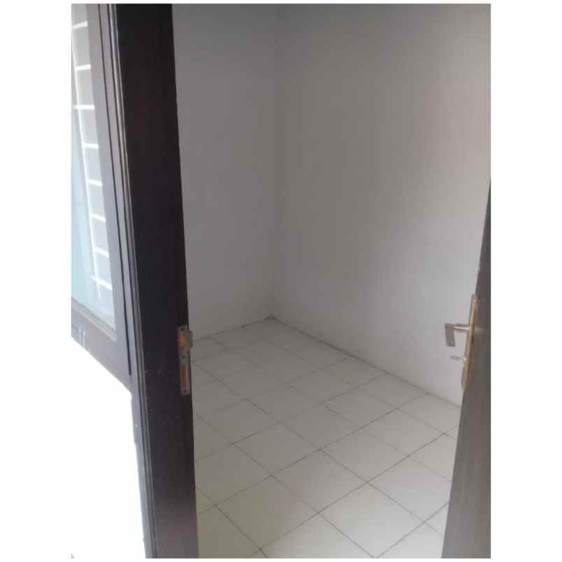 rumah jl tumenggung wiradiredja