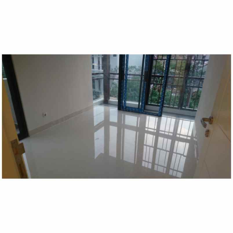 rumah kebayoran baru jakarta selatan