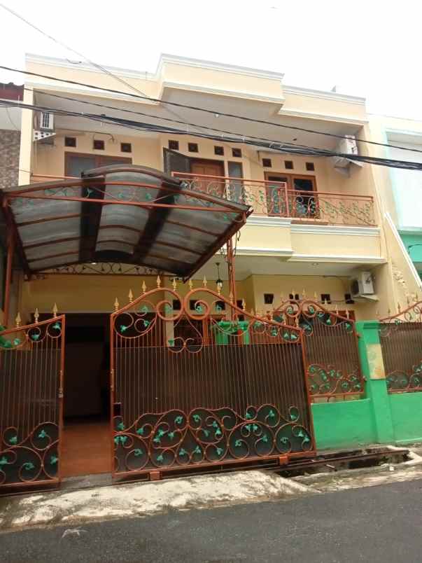 Rumah Komplek Duren Sawit Jakarta Timur