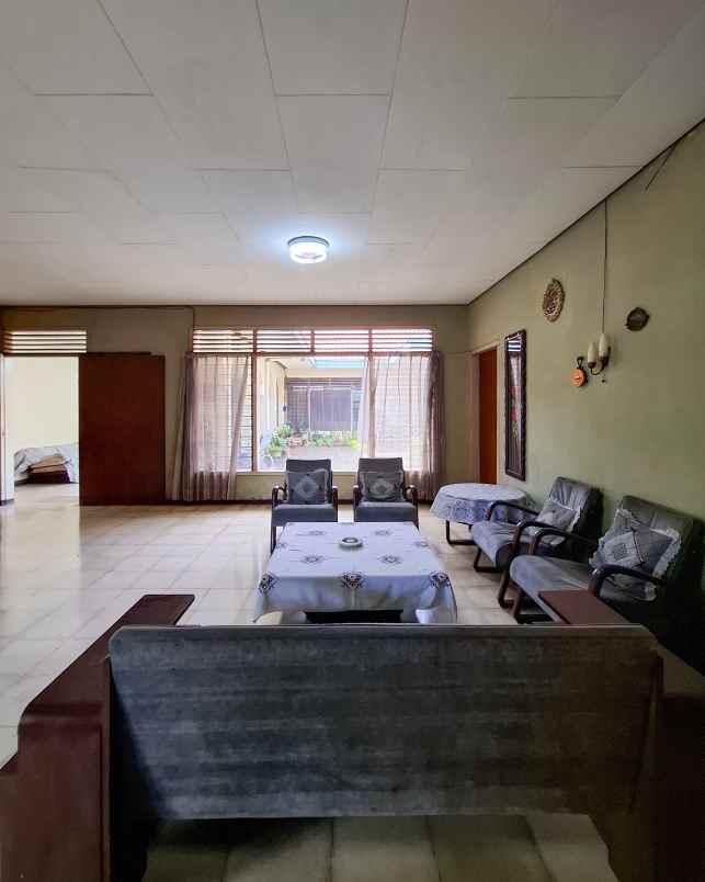 rumah lama hitung tanah kotak di pondok pinang jaksel