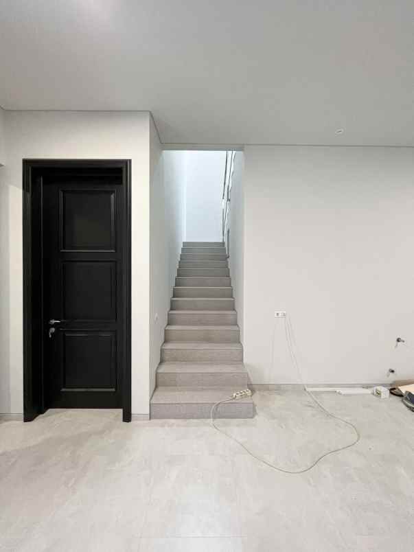 rumah manyar tirtoasri new minimalis