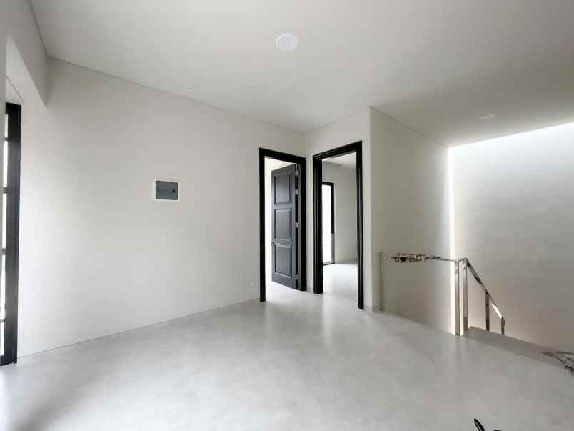 rumah manyar tirtoasri new minimalis