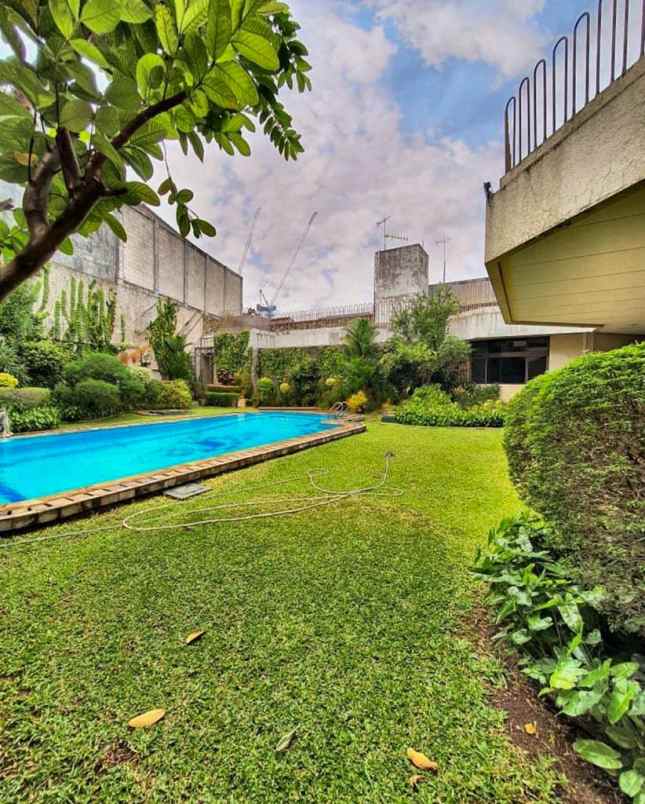 rumah mewah di menteng jakarta pusat