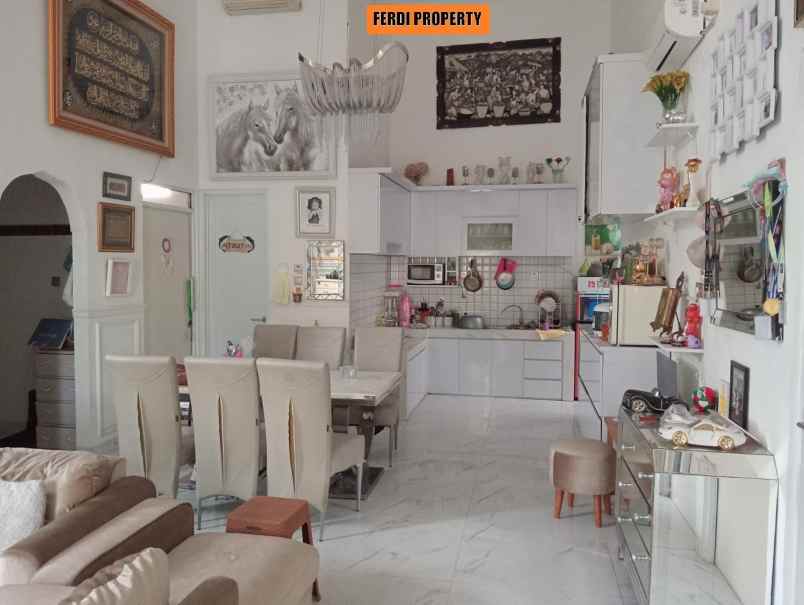 rumah mewah furnished posisi huk metland cileungsi