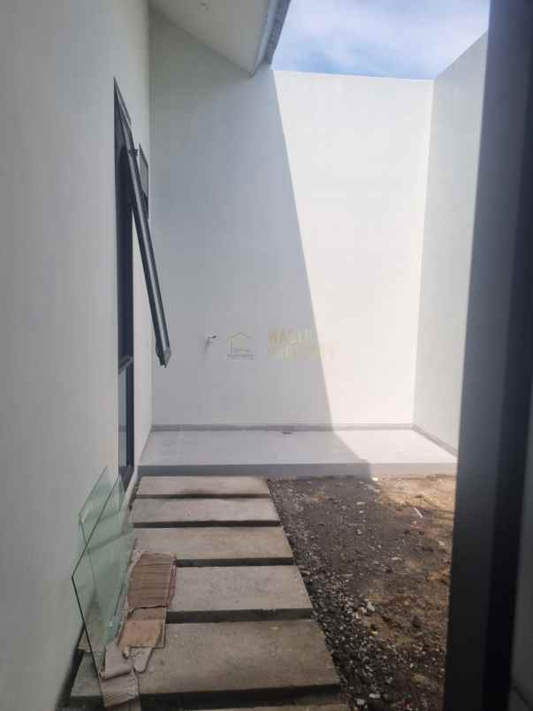 rumah mewah harga murah dijual di godean sleman