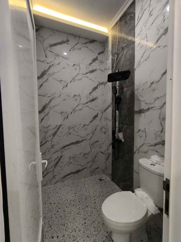 rumah mewah idaman di tanah baru depok