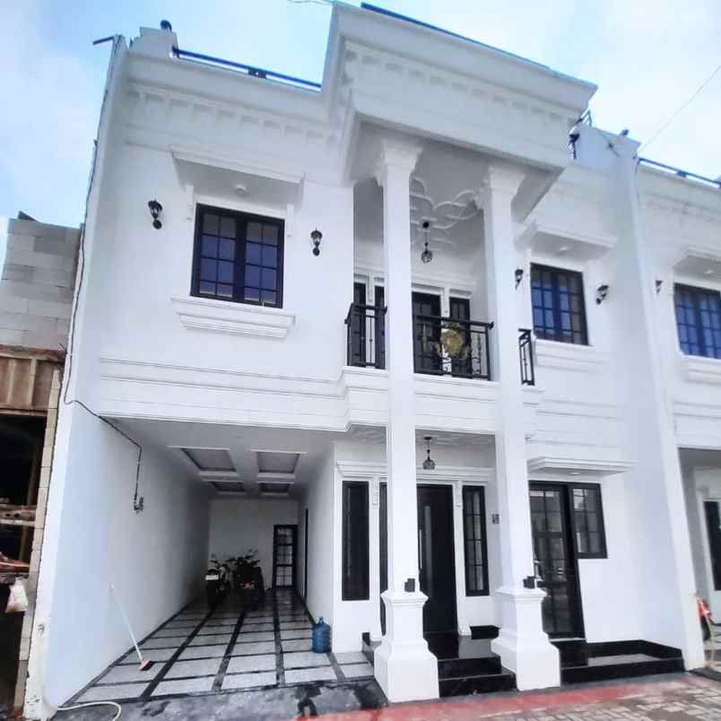 rumah mewah idaman di tanah baru depok
