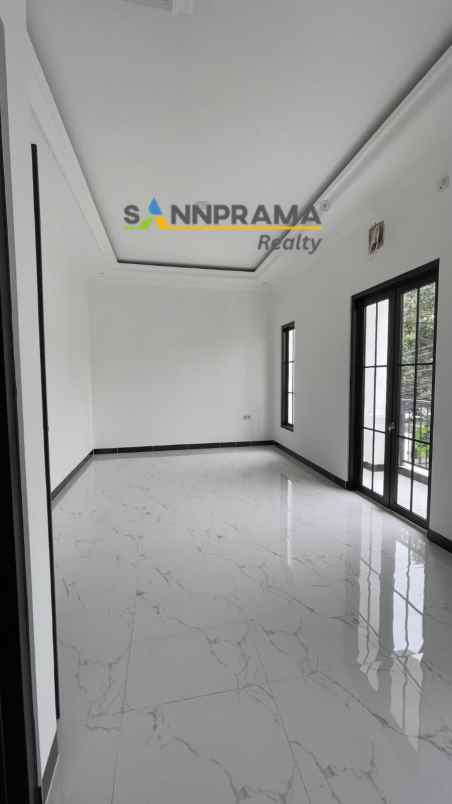 rumah mewah jaksel dp 10