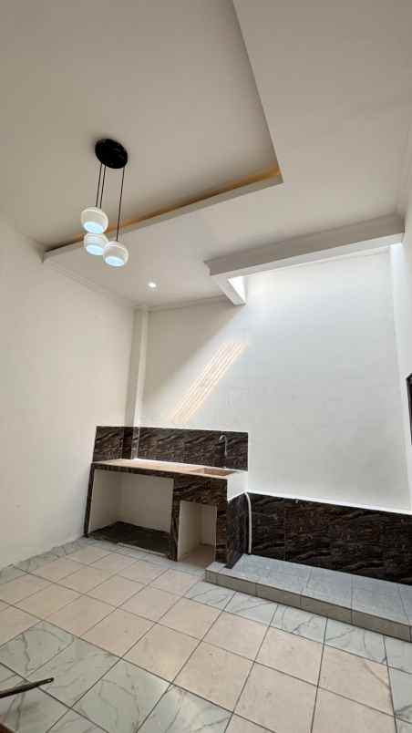 rumah mewah siap huni desain modern shm ready bisa kpr