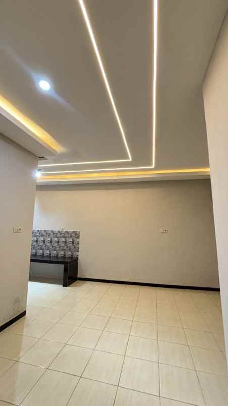 rumah mewah siap huni desain modern shm ready bisa kpr