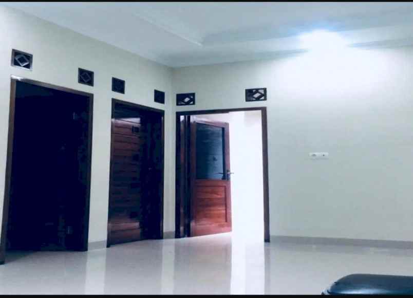 rumah minimalis di komplek cimahi