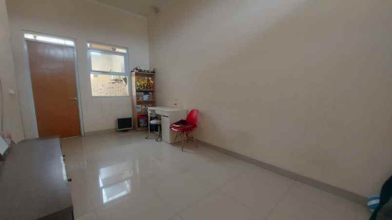 rumah mininalis ciwastra dekat metro margahayu bandung