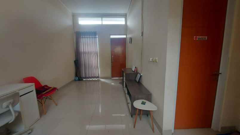rumah mininalis ciwastra dekat metro margahayu bandung