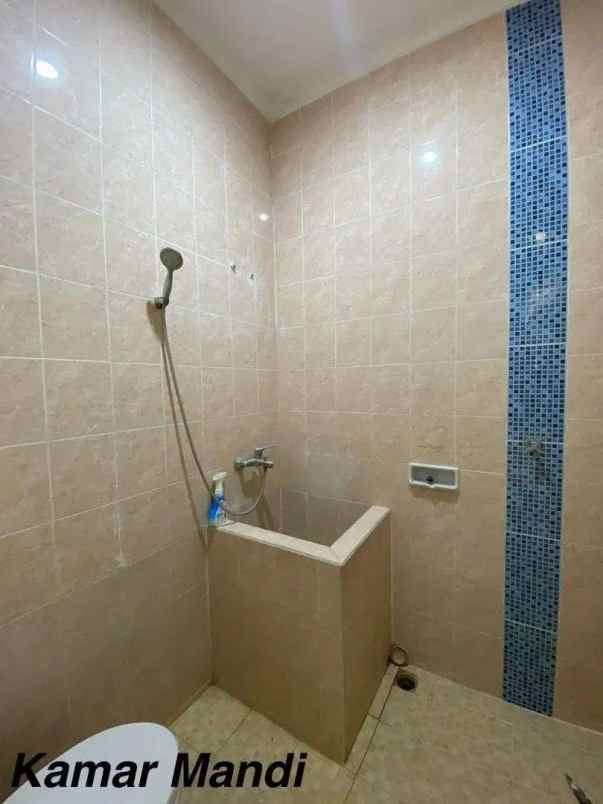 rumah mulyosari prima strategis row jalan 3 mobil