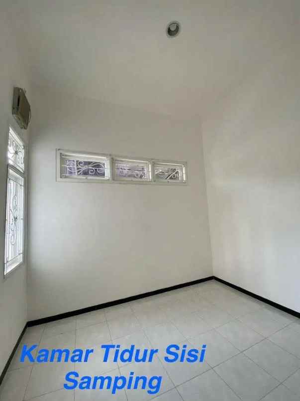 rumah mulyosari prima strategis row jalan 3 mobil