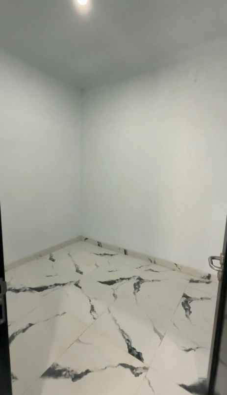 rumah murah 300 juta an dekat gdc depok