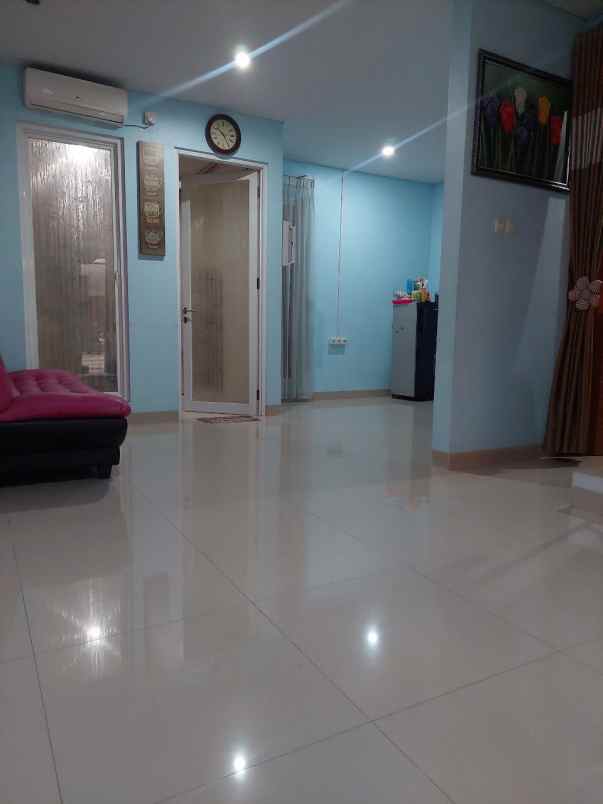 rumah murah dekat bintaro jaya lt 81m lb 100m shm