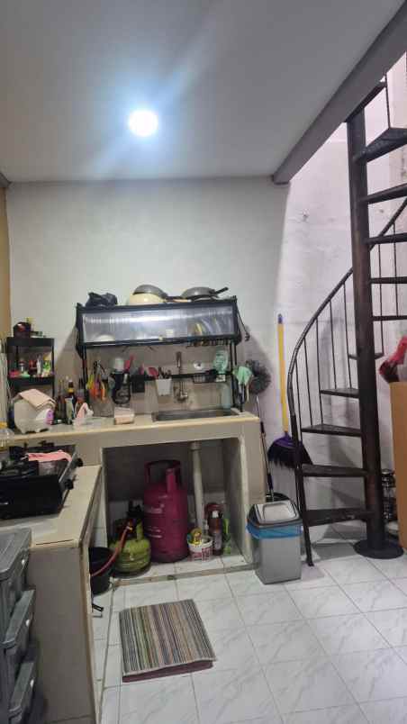 rumah murah siap huni di kavling dki pondok kelapa