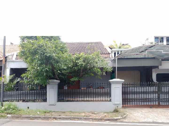 rumah murah siap huni di kavling dki pondok kelapa