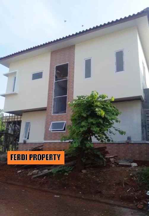 rumah perumahan legenda wisata