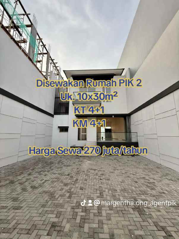 rumah pik 2 luas 10x30