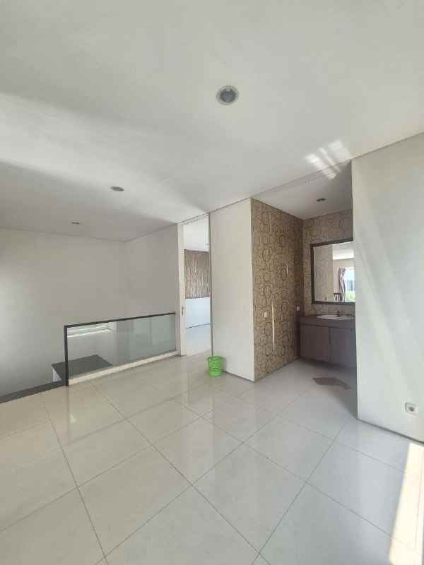 rumah royal park 1 citraland hadap selatan