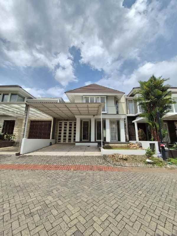 rumah royal park 1 citraland hadap selatan