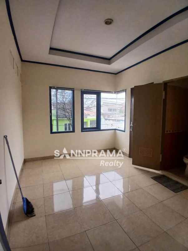 rumah ruang usaha disewakan di depok jaya imelin